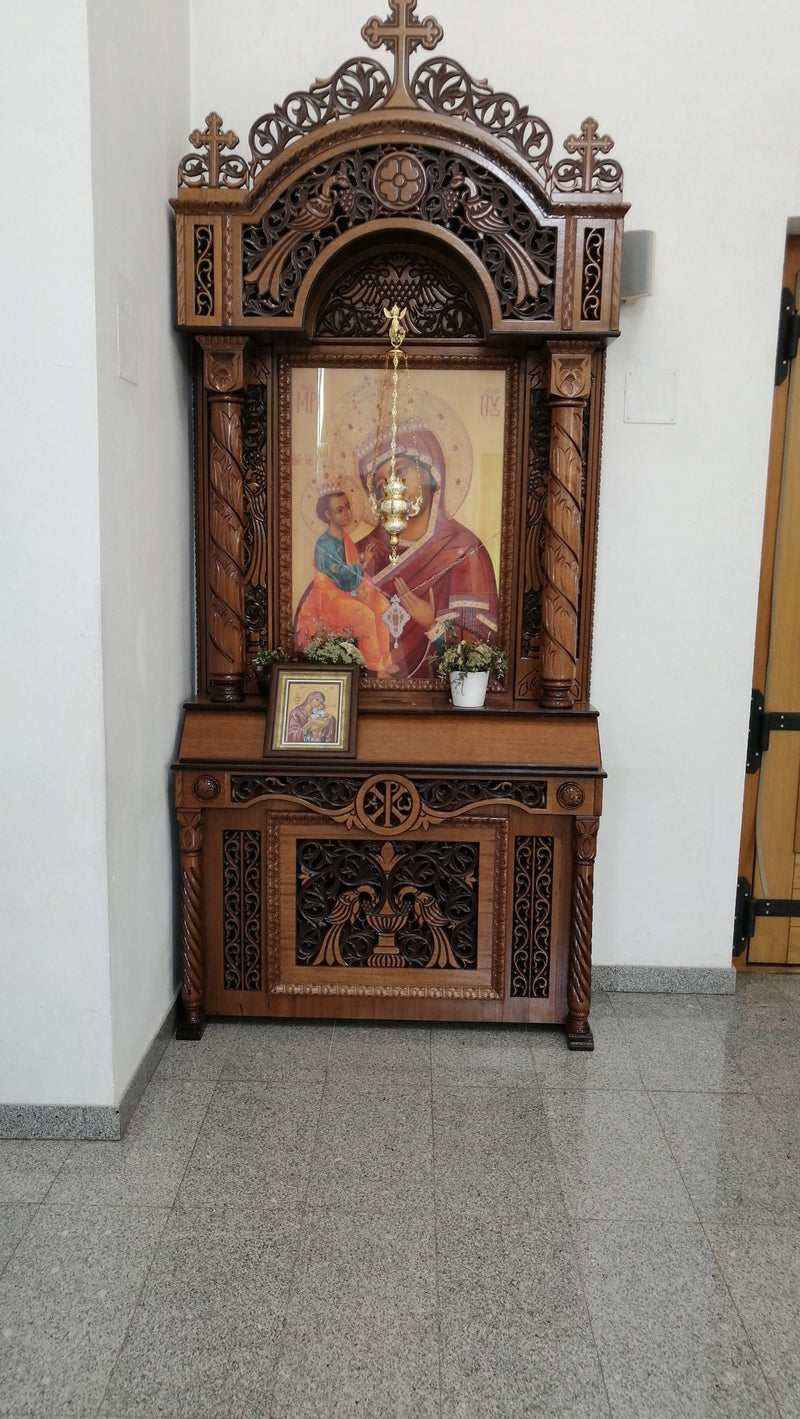 Učitaj sliku u galeriju, Tron za ikone
